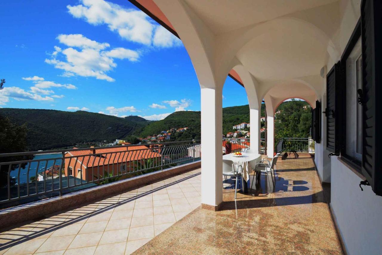 Apartment Rabac 10 エクステリア 写真